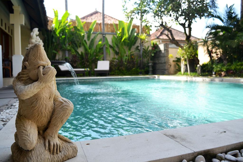 D'Alang Alang Villas Seminyak Esterno foto
