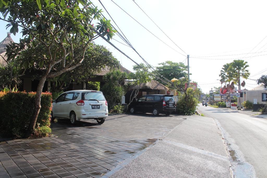 D'Alang Alang Villas Seminyak Esterno foto