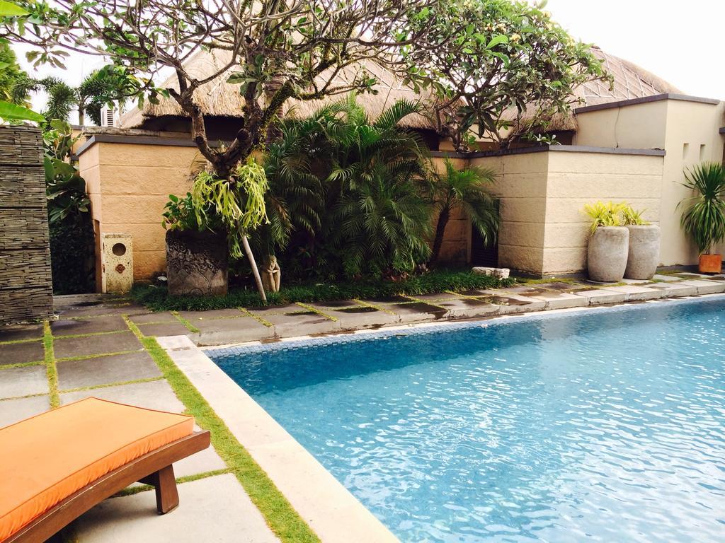 D'Alang Alang Villas Seminyak Esterno foto